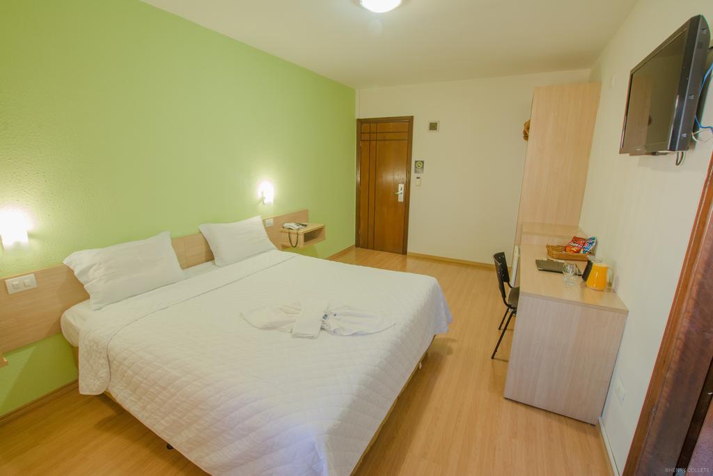 Hotel Dom Thomaz Jaguariaiva Экстерьер фото