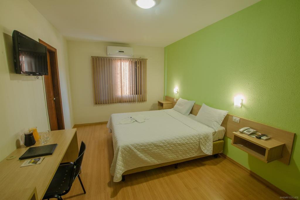 Hotel Dom Thomaz Jaguariaiva Экстерьер фото